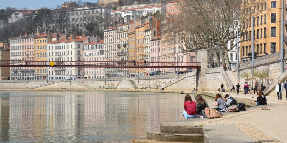 Lyon Travel Guide (The Big Bus Tour & Travel Guide)